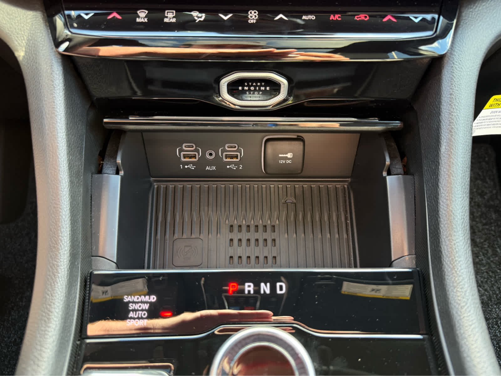 New 2026 Diamond Black Crystal Pearl-Coat Exterior Paint Jeep 85th Anniversary Edition image 23