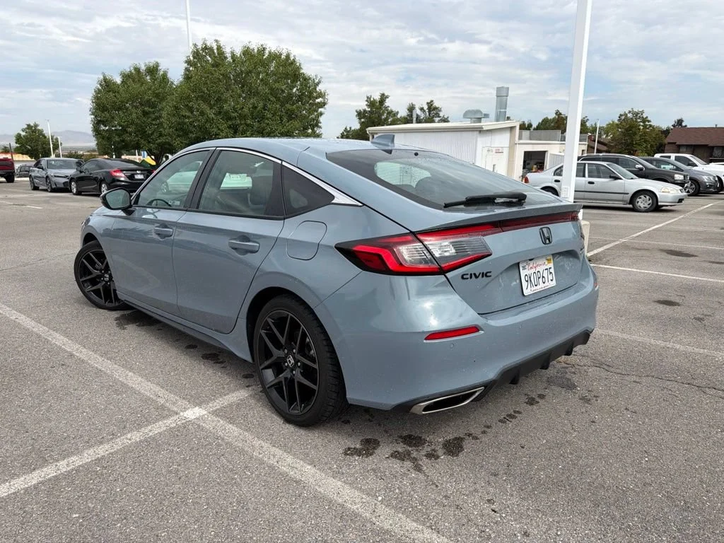 Used 2024 Gray Honda Sport Touring image 13