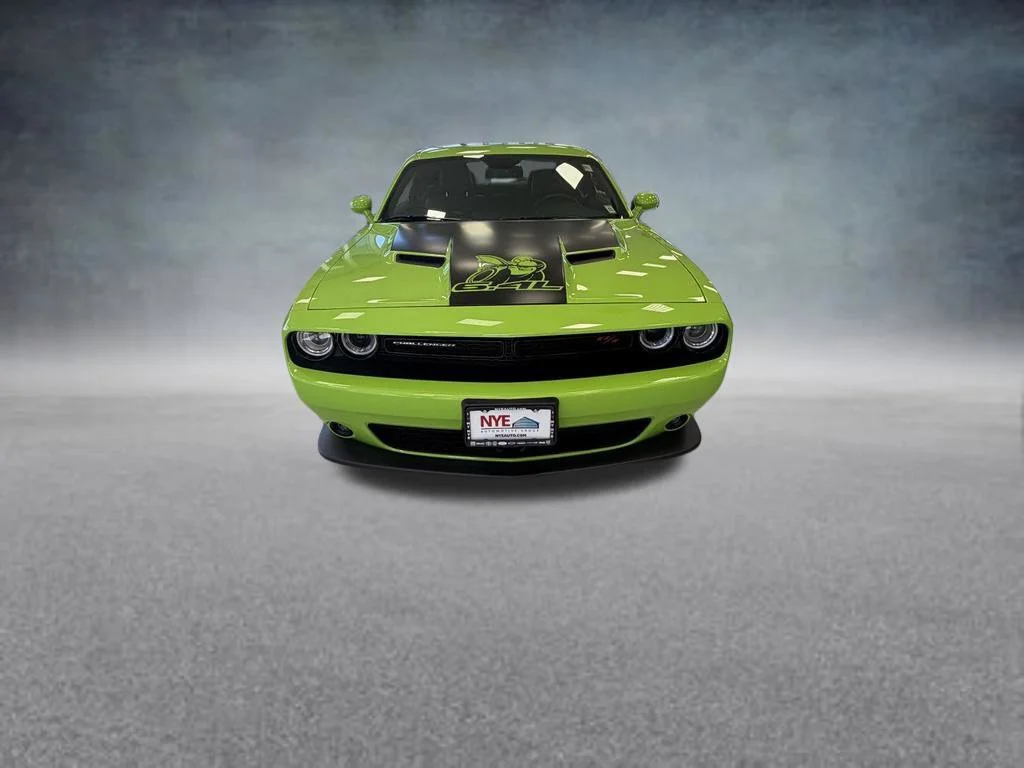 Used 2015 Beige Dodge R/T Scat Pack image 9