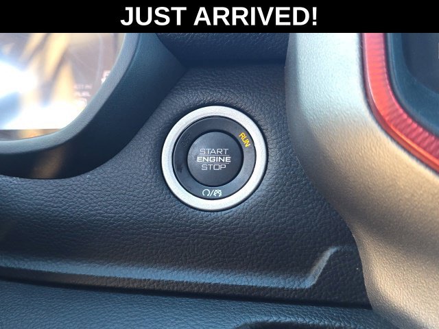 Used 2025 White Ram Rebel image 16