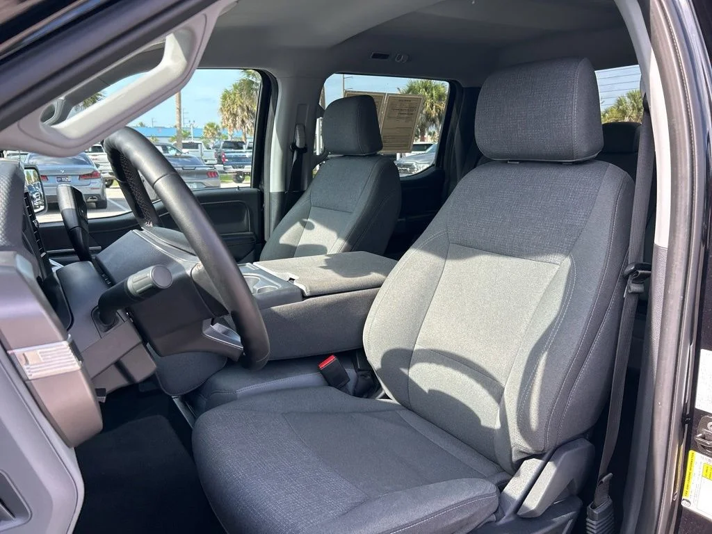 Used 2025 Black Ford XLT image 20