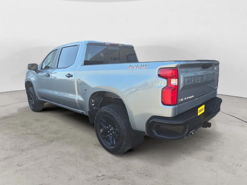 Used 2024 Sterling Gray Metallic Chevrolet LT Trail Boss image 11