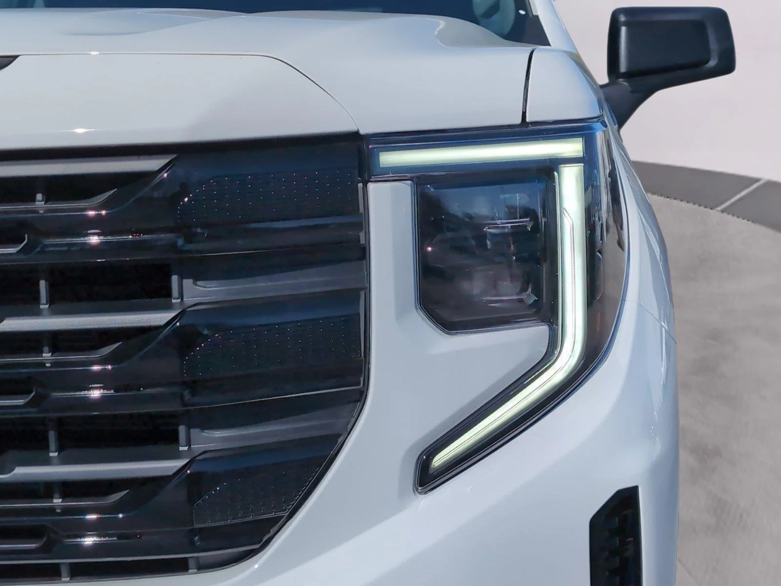New 2026 Summit White GMC Elevation image 10