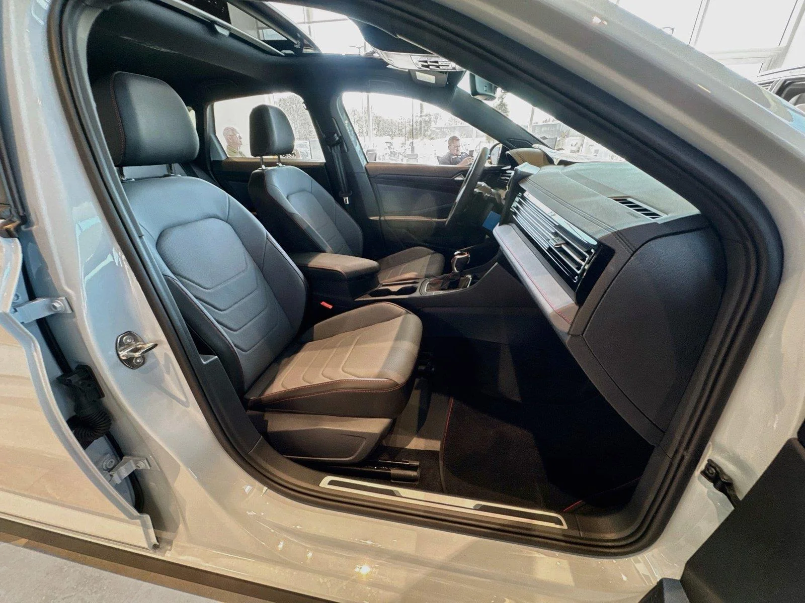 New 2027 GRAY VOLKSWAGEN  image 26