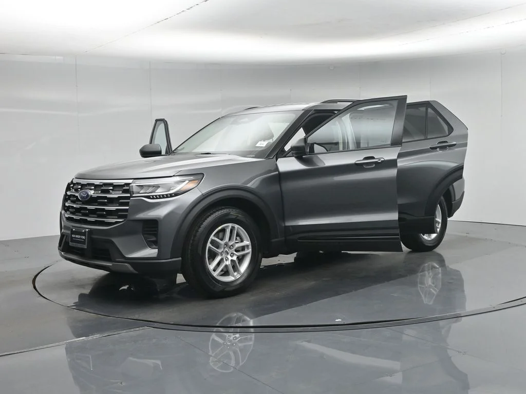 New 2026 Gray Ford Active image 30
