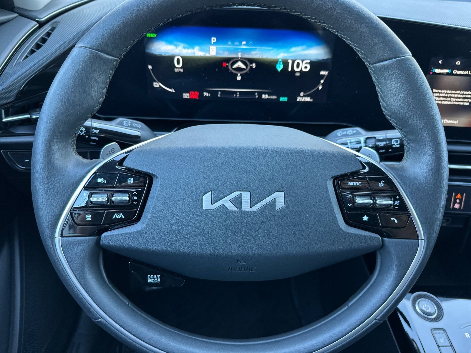 Used 2023 Blue Kia Wind image 23