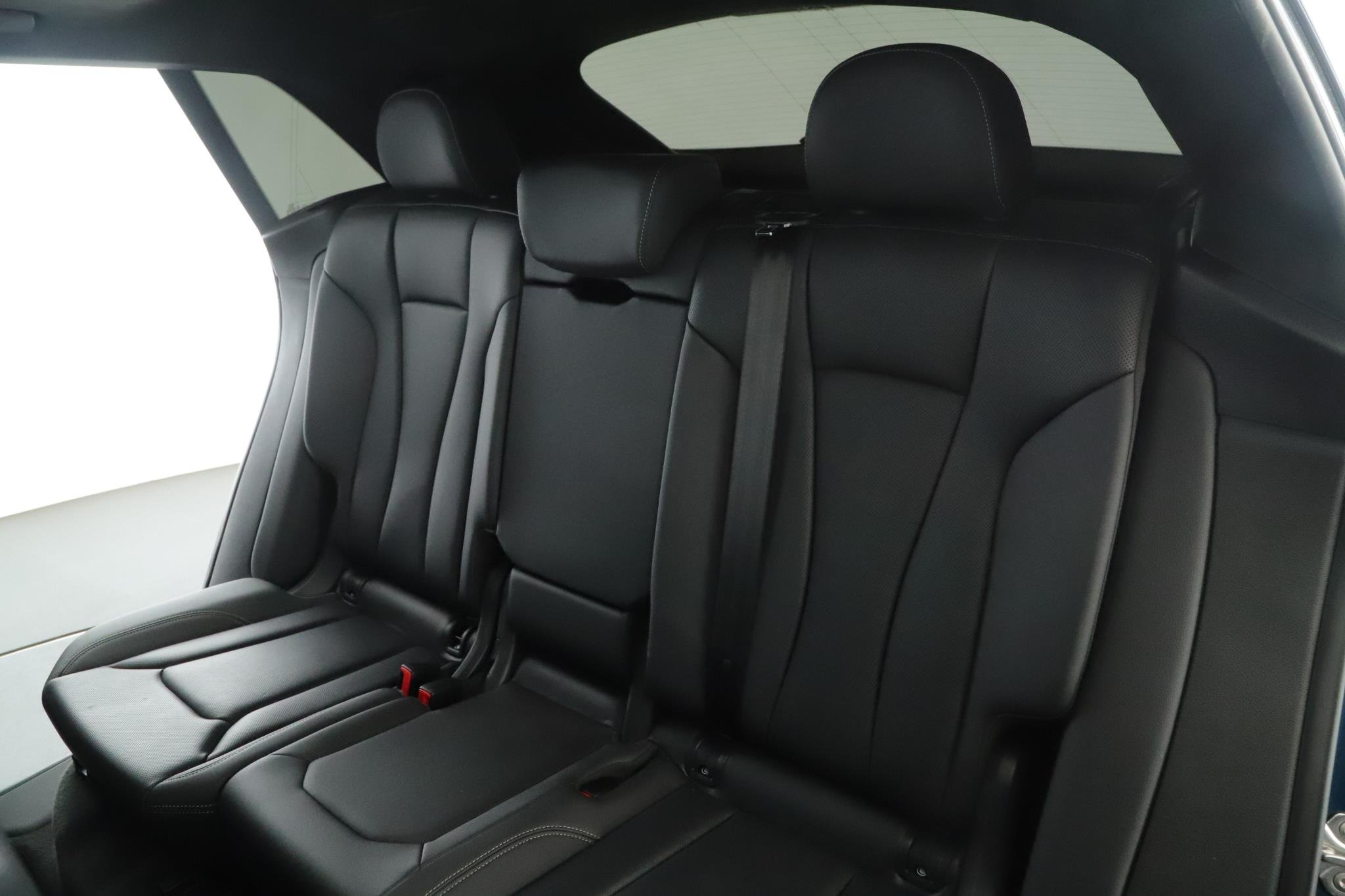 Used 2019 Galaxy Blue Metallic Audi Premium Plus 55 TFSI quattro image 5