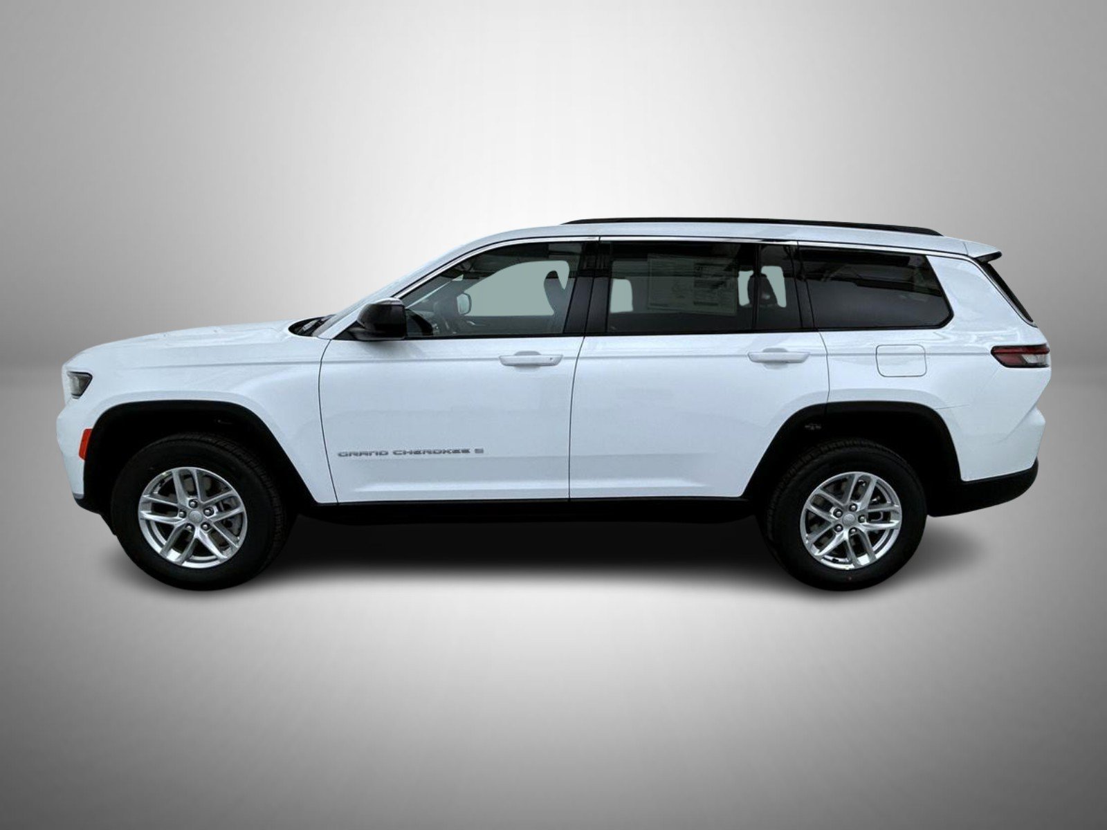 New 2026 Bright White Clear-Coat Exterior Paint Jeep Laredo image 8