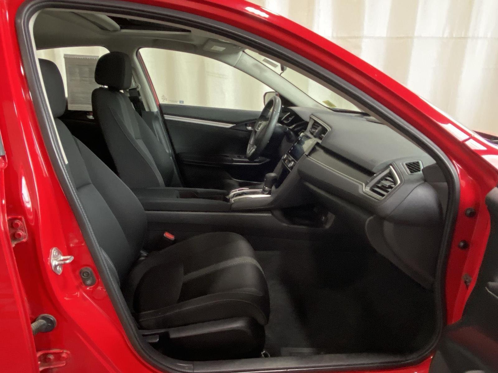 Used 2018 Rallye Red Honda EX image 11