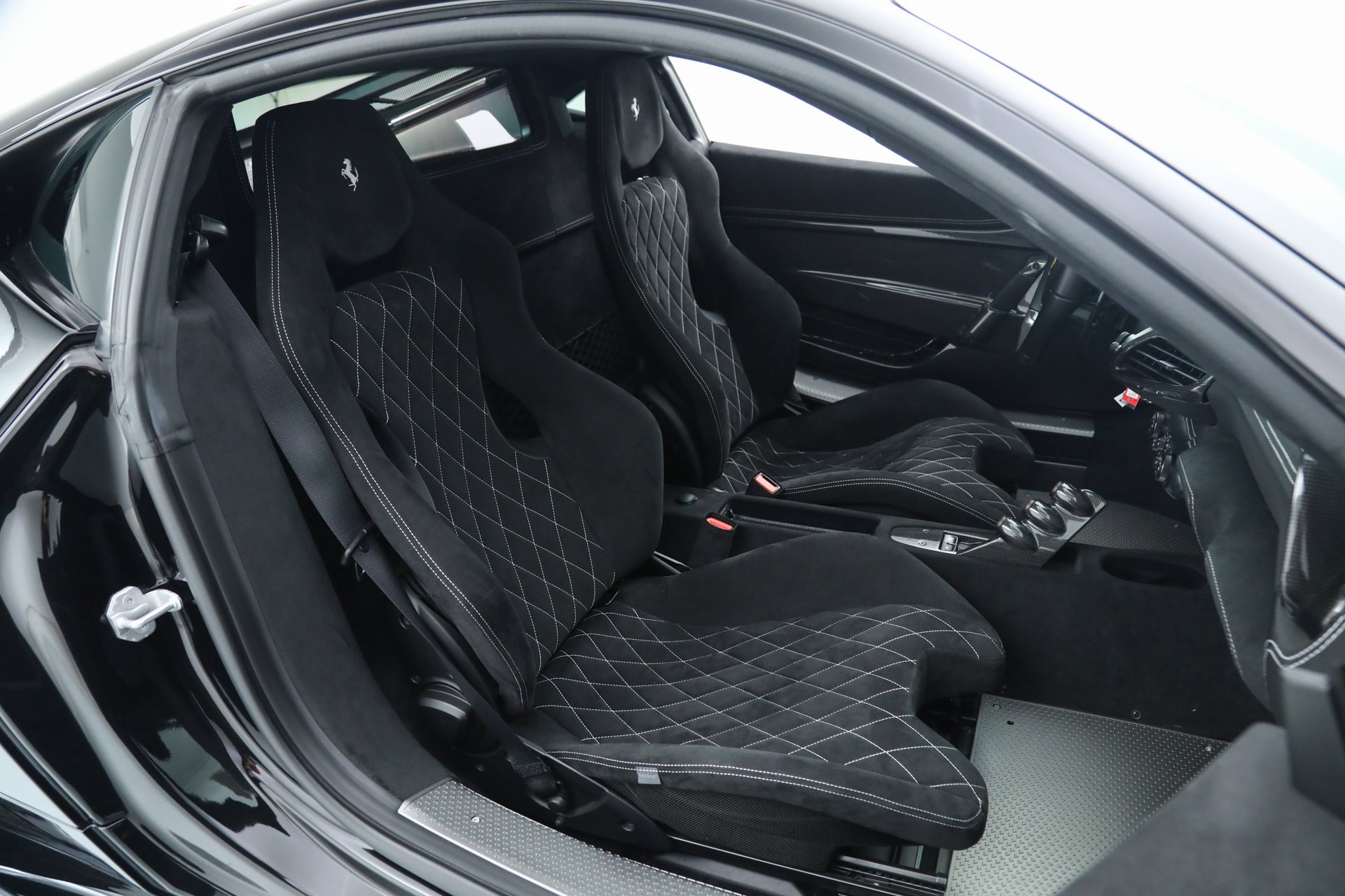 Certified Used 2015 Black Ferrari  image 22