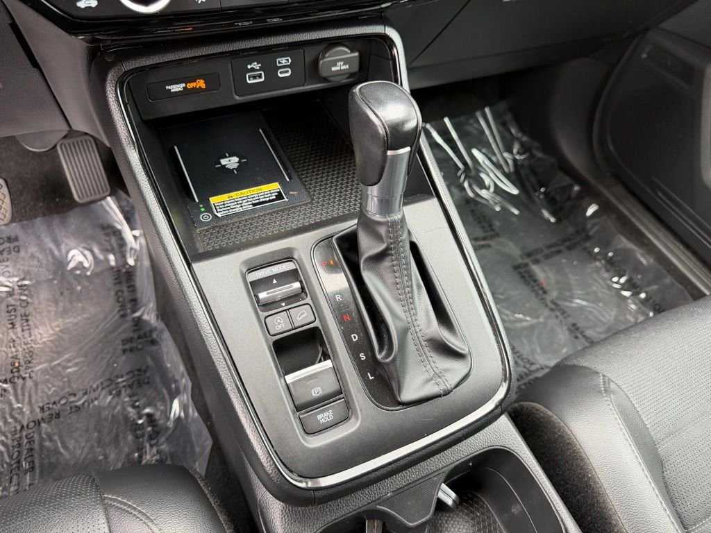 Used 2024 Canyon River Blue Metallic Honda EX-L image 26
