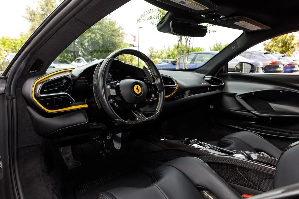 Used 2022 Grigio Scuro Ferrari  image 18