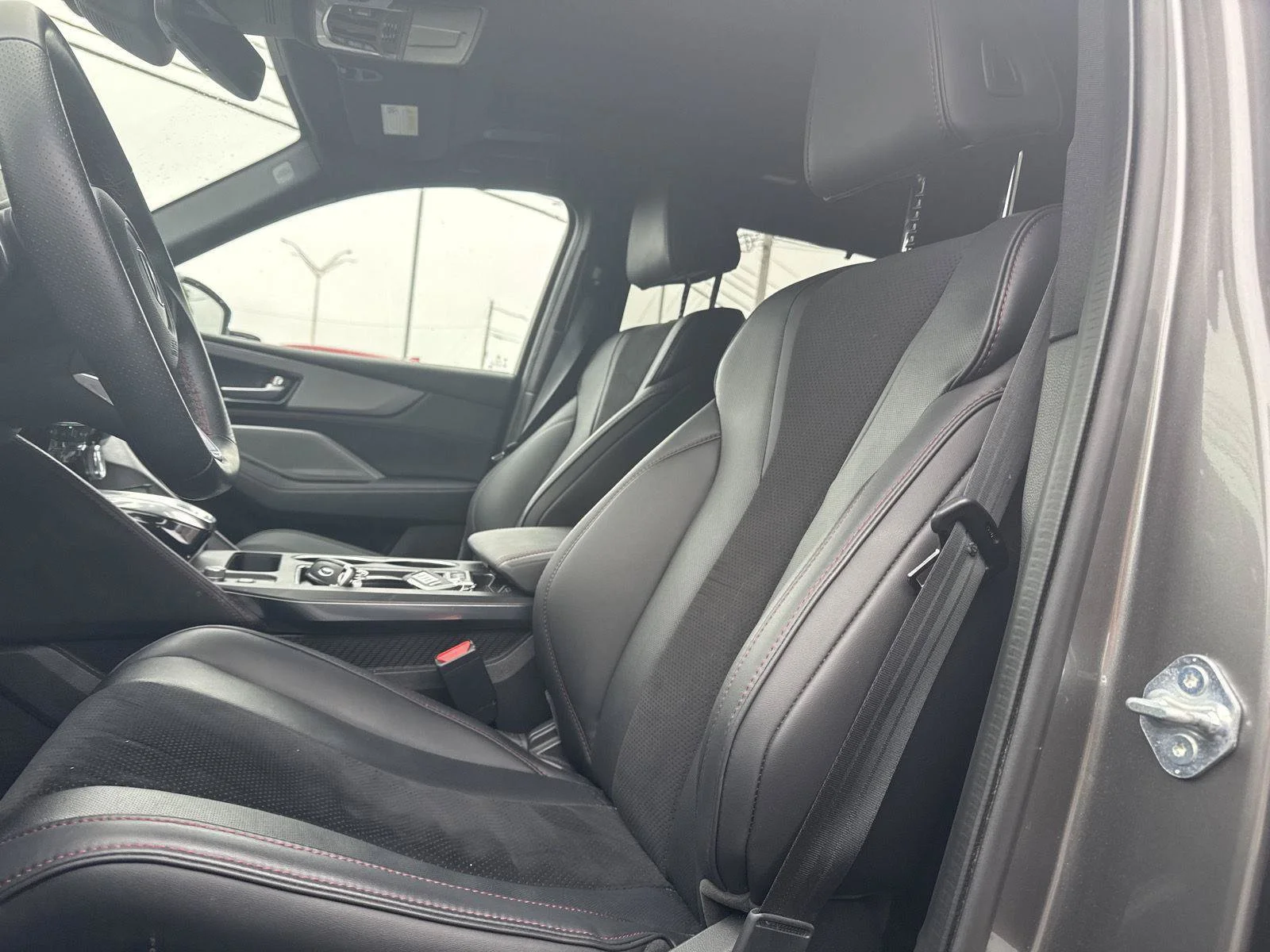 Used 2025 Liquid Carbon Metallic Acura SH-AWD A-SPEC image 19