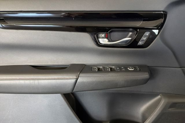 Used 2023 Meteorite Gray Metallic Honda Sport Touring image 15