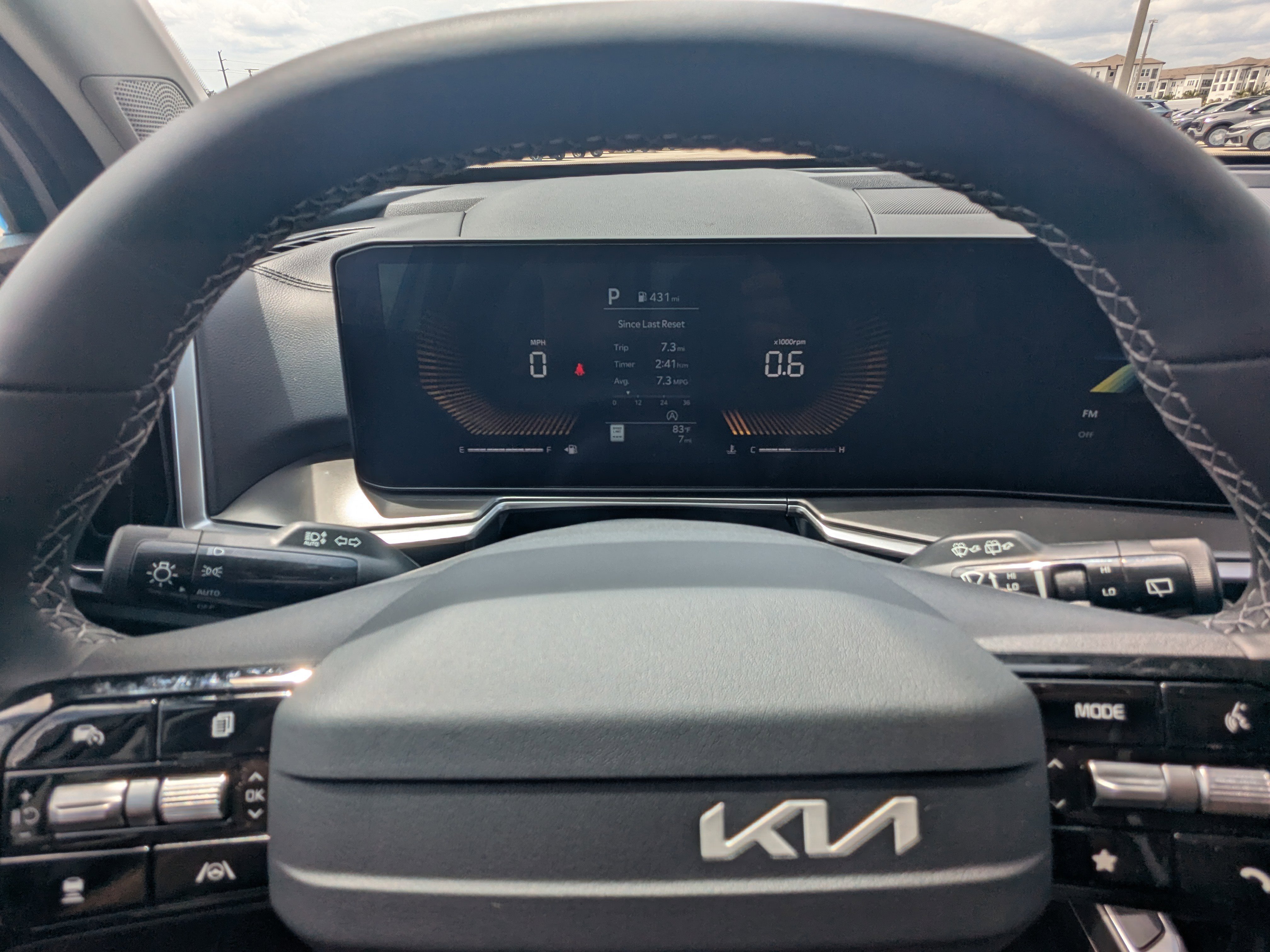 New 2026 Glacial White Pearl Kia S image 36