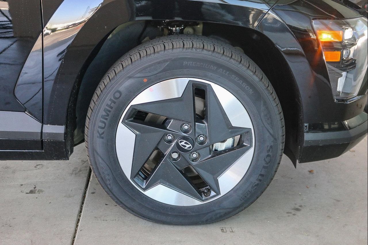 2025 Hyundai Kona EV SEL - Photo 40