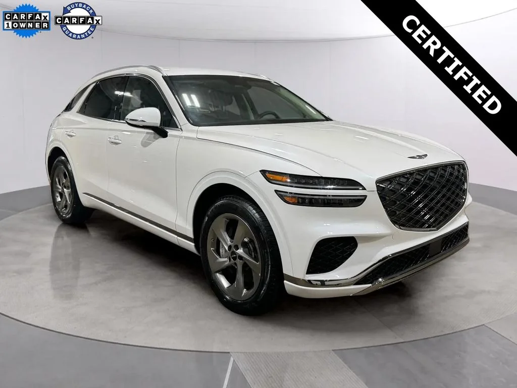 2026 GENESIS GV70 Standard