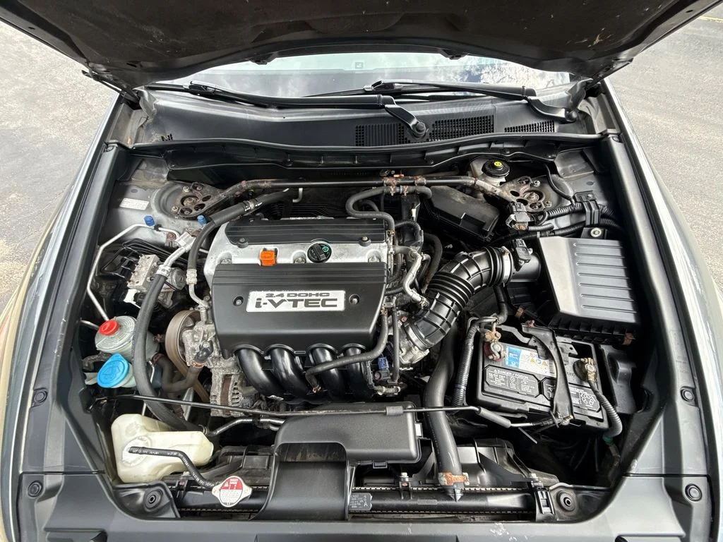 Used 2009 Gray Honda EX-L image 26