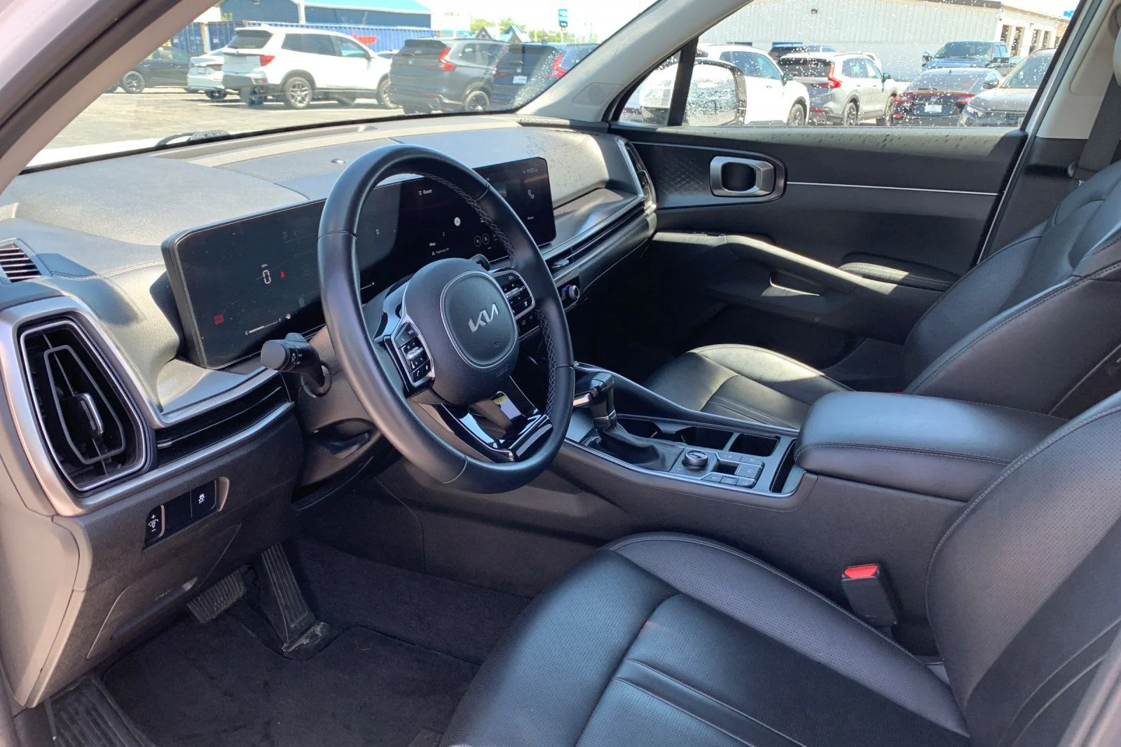Used 2024 White Kia S image 12