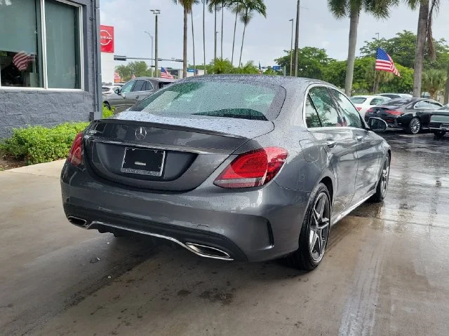 Used 2020  Mercedes-Benz C 300 image 4