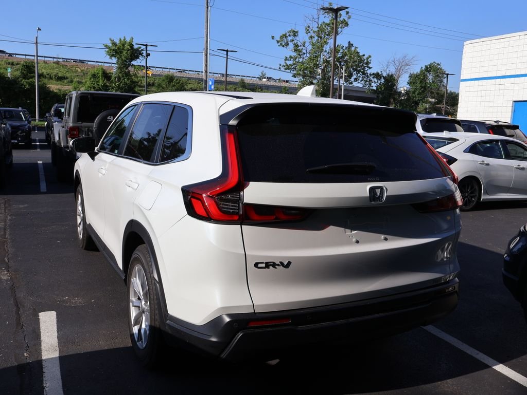 Used 2024 White Honda EX-L image 5