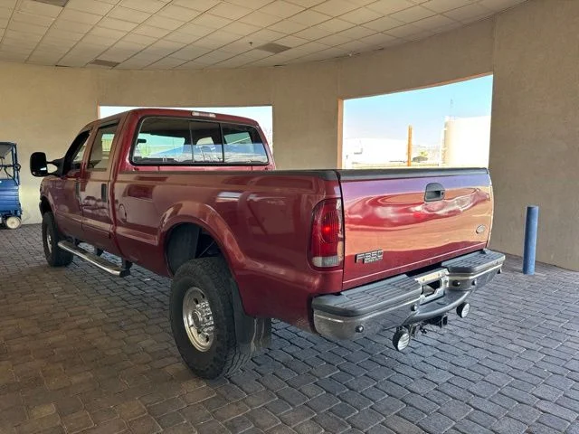 Used 2002 Red Ford Lariat image 2