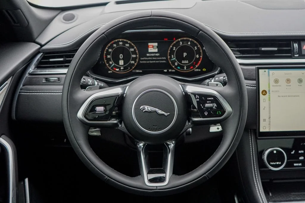 2026 Jaguar F-Pace R-Dynamic S - Photo 25