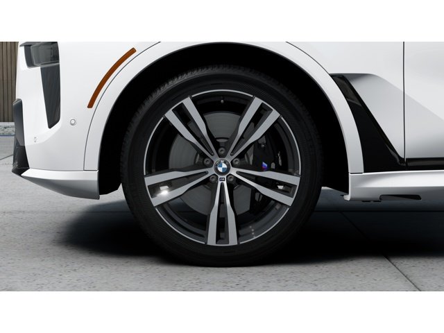 New 2027 Mineral White Metallic BMW X7 40i image 7