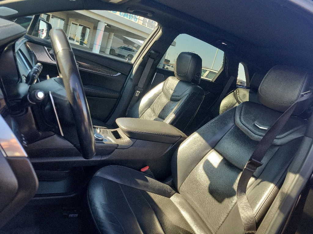 Used 2020 Stellar Black Metallic Cadillac Sport image 14