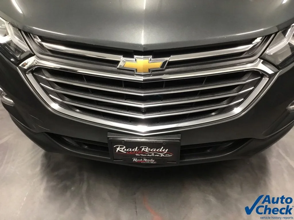 Used 2018 Gray Chevrolet Premier image 18