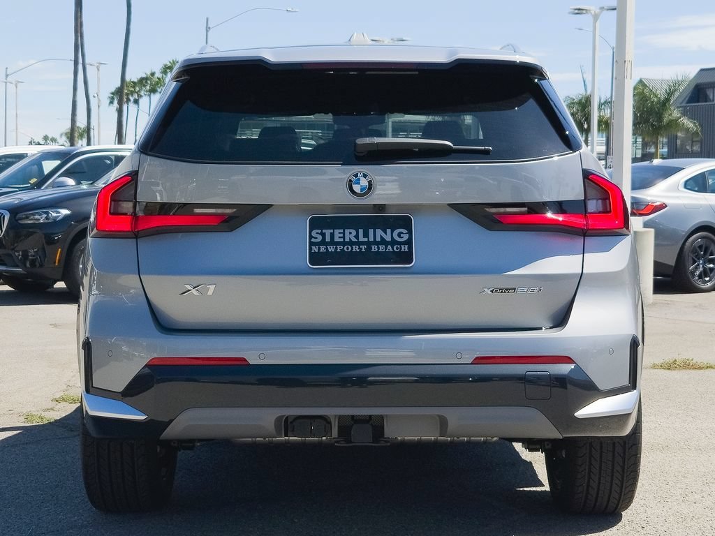 New 2026 Space Silver Metallic BMW xDrive28i image 5
