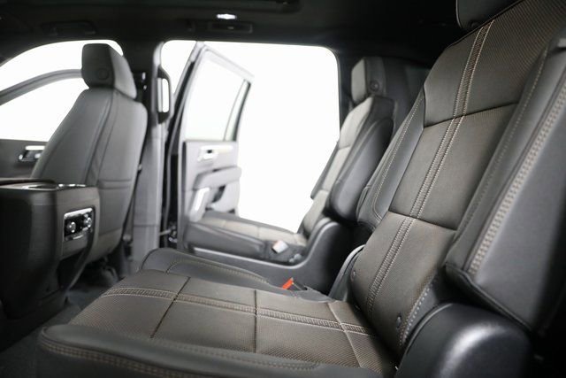 2026 Chevrolet Suburban High Country - Photo 20