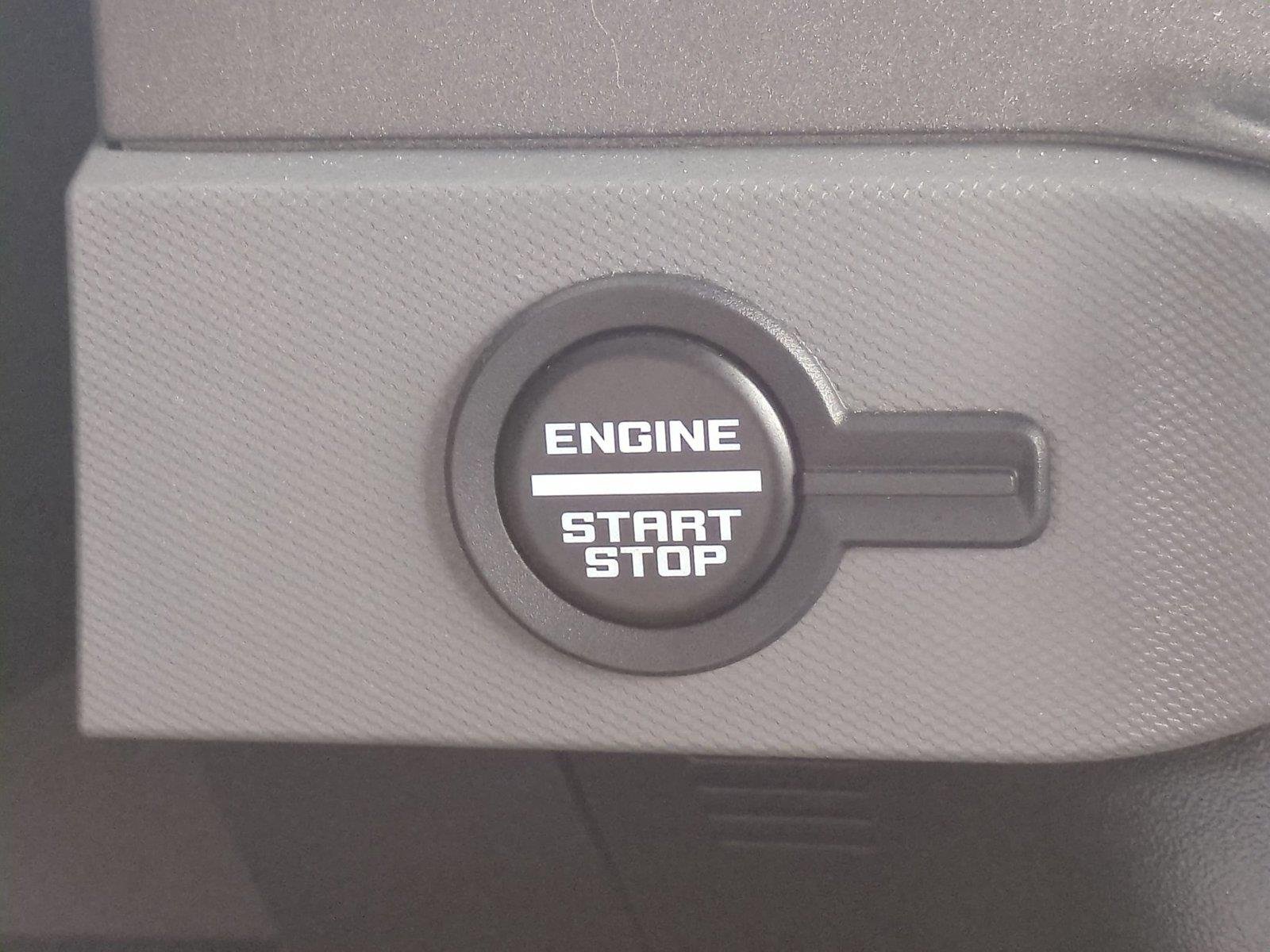 Used 2024 Oxford White Clearcoat Ford Big Bend image 30