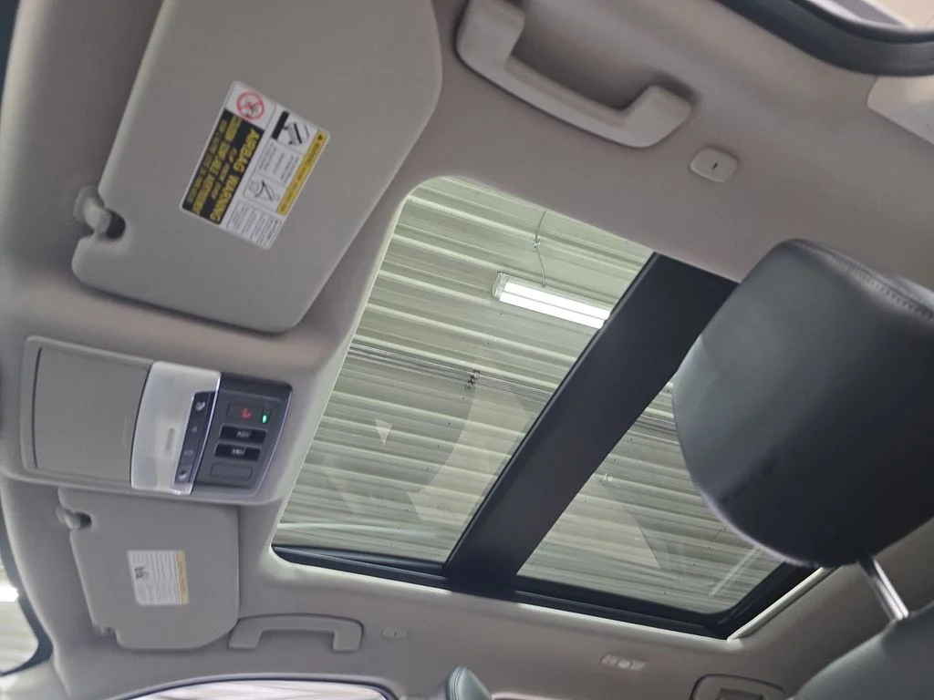 Used 2023 Gray Nissan Platinum image 30