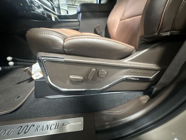 New 2026 Gray Ford King Ranch image 18