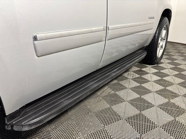 Used 2010 Silver Chevrolet LTZ image 8