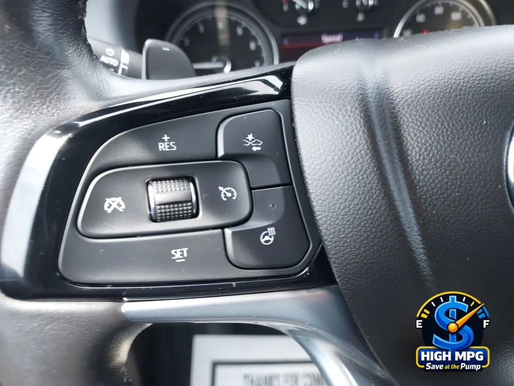 Used 2023 Gray Buick Essence image 23
