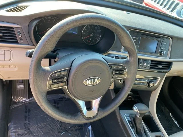 Used 2016 Purple Kia LX image 12