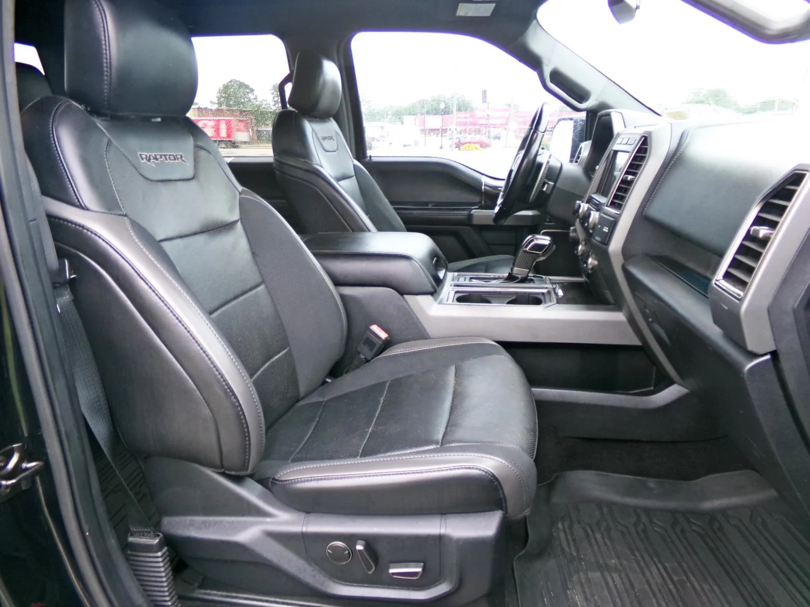 Used 2019 Agate Black FORD  image 15