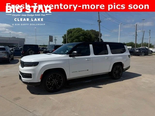 2024 Jeep Grand Wagoneer L's photo
