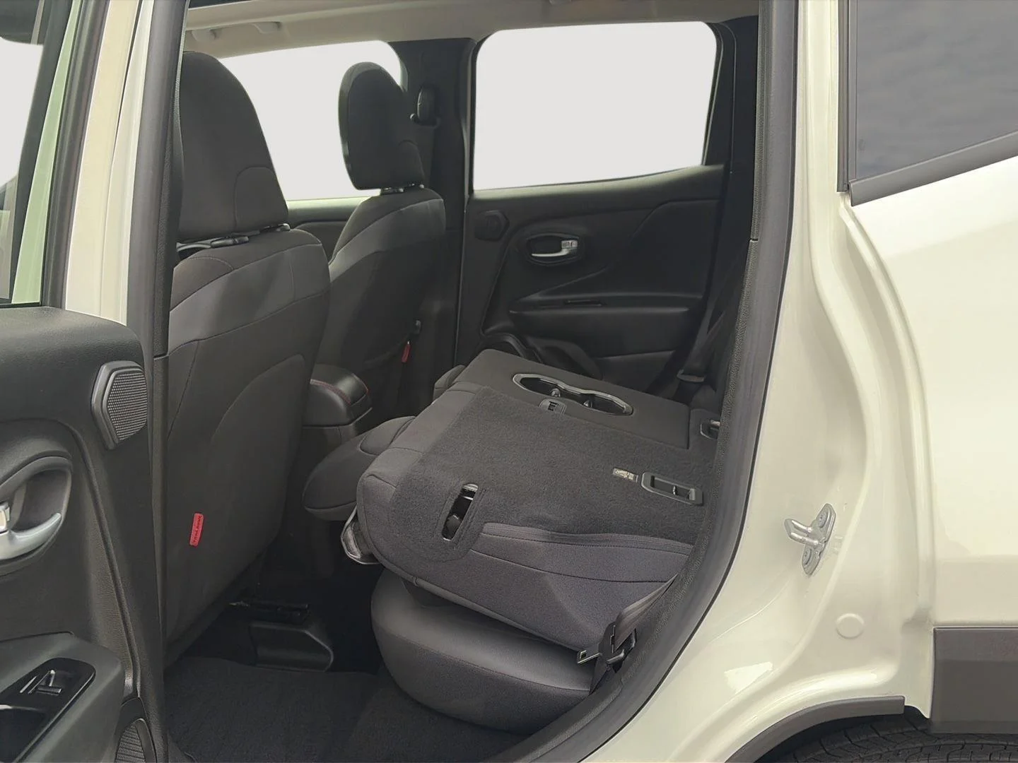 Certified Used 2021 Alpine White Clearcoat Jeep Trailhawk image 39