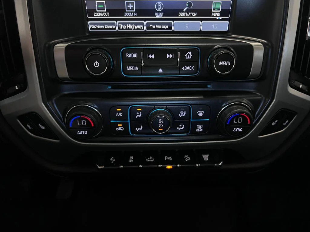 Used 2019 Onyx Black GMC SLT image 15