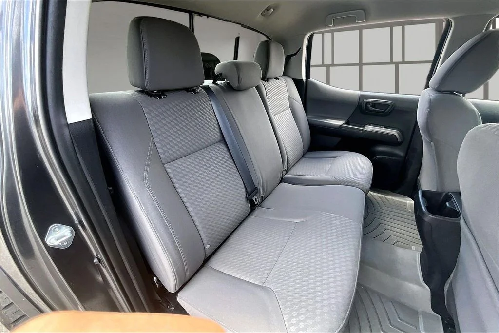 Used 2022 Gray Toyota SR5 image 25