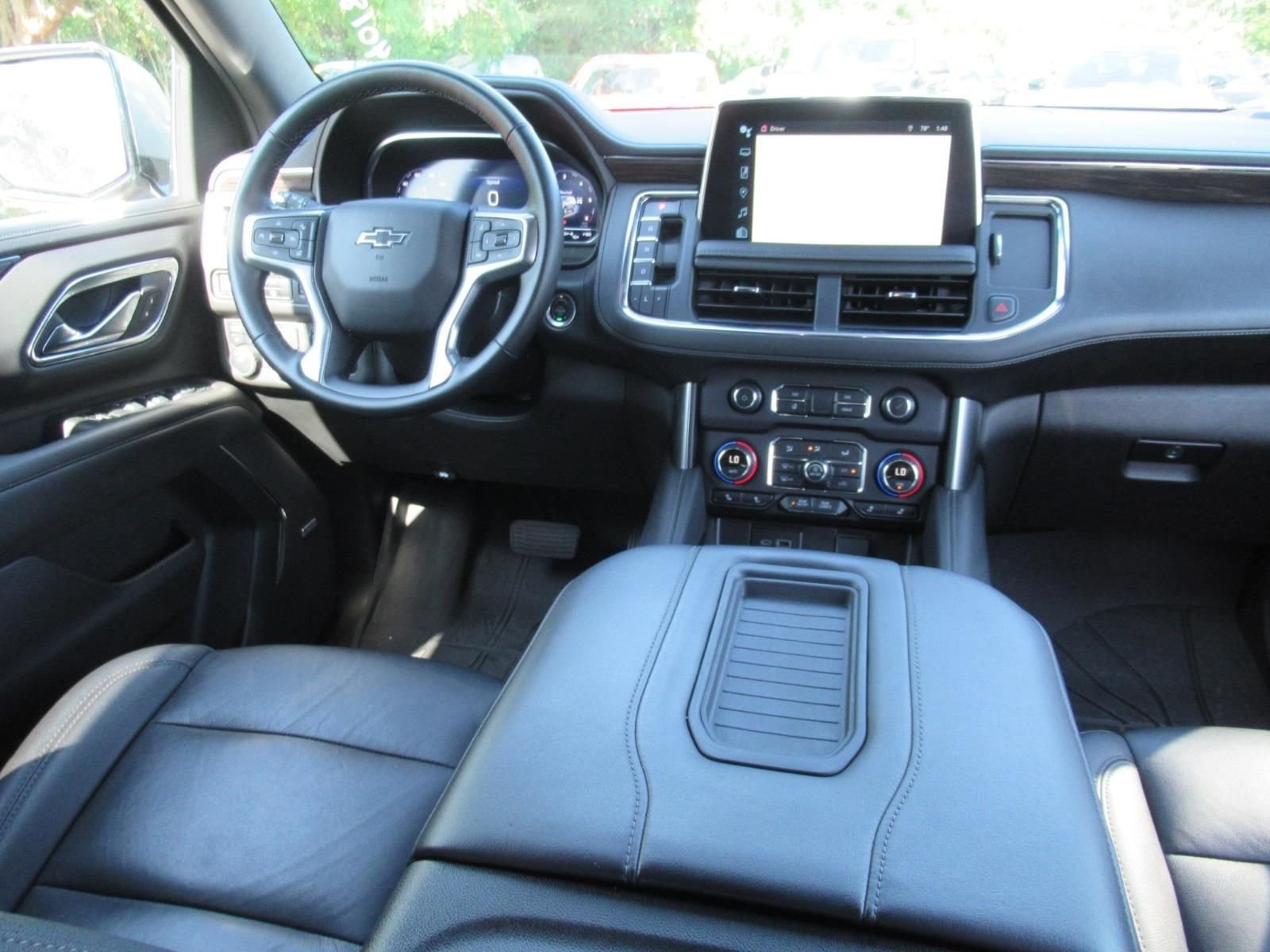 Used 2024 Gray Chevrolet Z71 image 13