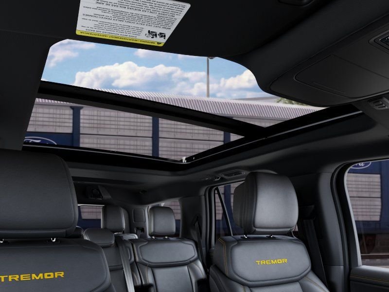 New 2027 Star White Metallic Tri-Coat Ford Tremor® image 22