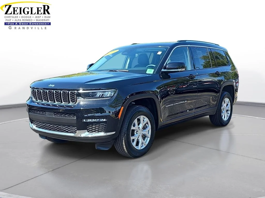 Used 2023 Black Jeep Limited image 1