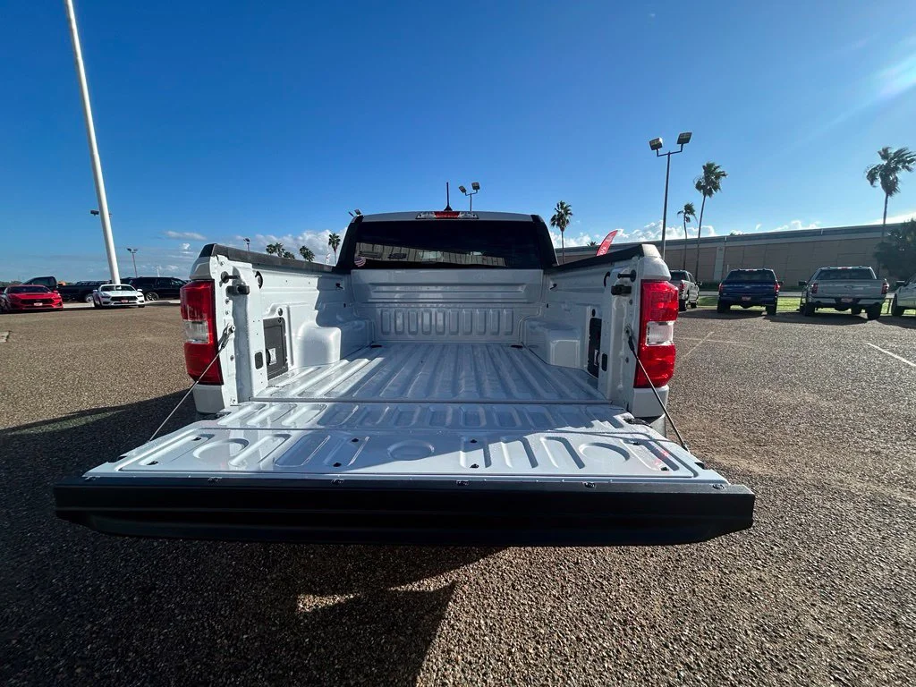 New 2026 Space White Metallic Ford XLT image 23