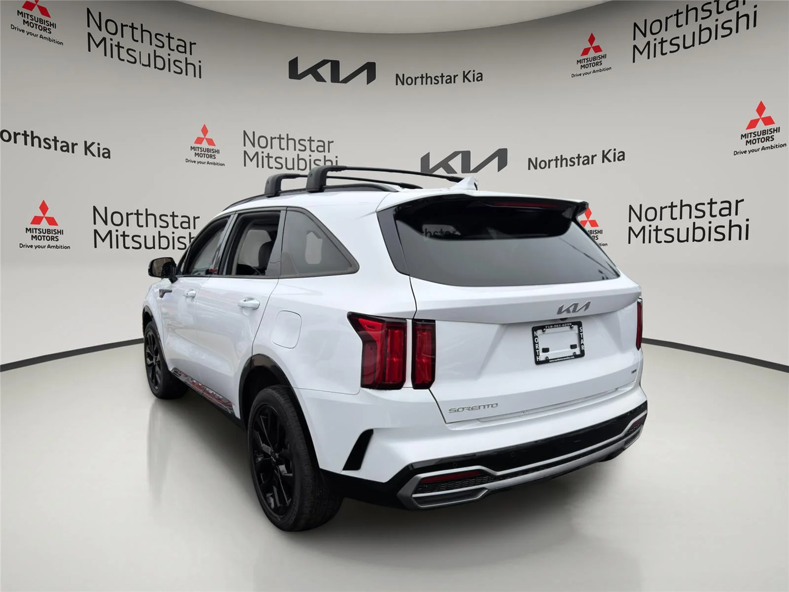 Used 2023 Glacial White Pearl Kia SX image 6