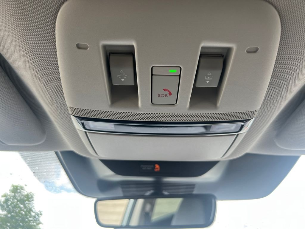 New 2026 Everest White Pearl TriCoat / Super Black Two-tone Nissan Platinum image 26