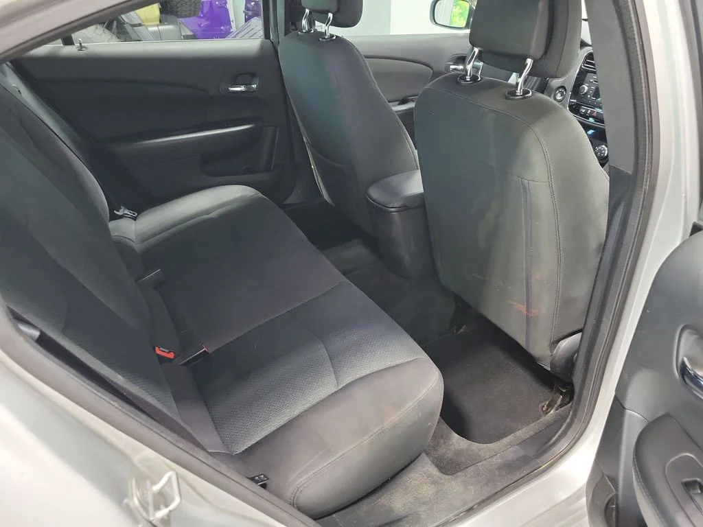 Used 2012 Silver Chrysler Touring image 13